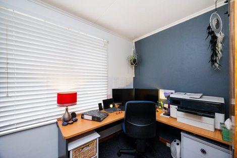 Photo of property in 69 Ongo Road, Hunterville, 4730