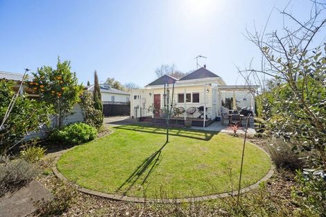 Photo of property in 31 Clare Street, Cambridge, 3434