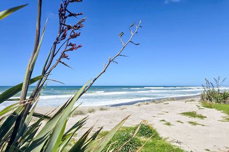 Photo of property in 213 Pukehina Parade, Pukehina, 3189