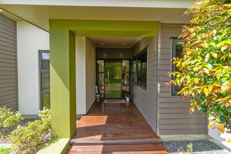 Photo of property in 7 Ruru Place, Levin, 5510