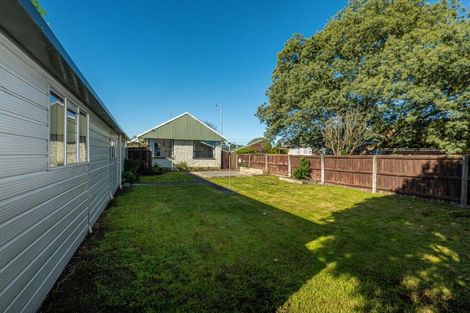 Photo of property in 10 Masham Road, Broomfield, Christchurch, 8042