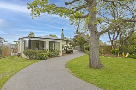 Photo of property in 21 Barnes Road, Redwood, Christchurch, 8051