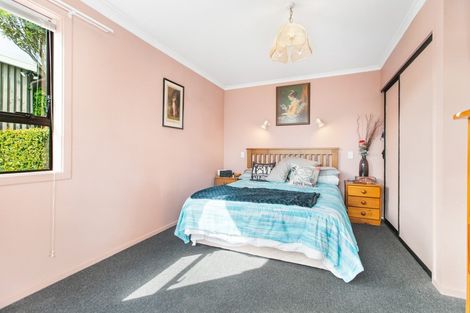 Photo of property in 35 Beech Street, Wanaka, 9305