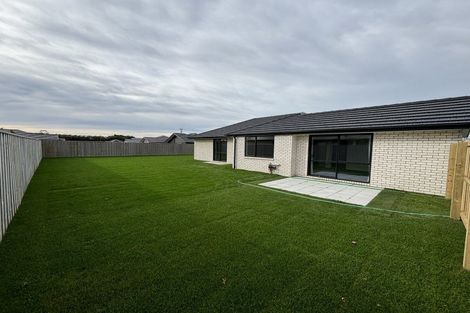 Photo of property in 15 Merino Crescent, Amberley, 7410