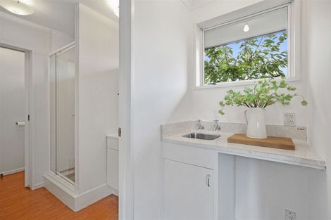 Photo of property in 9 Oakfield Street, Burnside, Christchurch, 8053