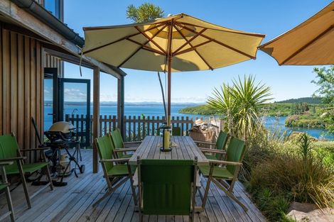 Photo of property in 836 Wily Terrace, Acacia Bay, Taupo, 3330