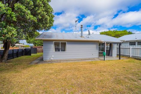 Photo of property in 95a Arawhata Road, Paraparaumu, 5032