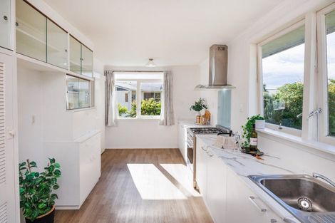 Photo of property in 34 Long Melford Road, Awapuni, Palmerston North, 4412