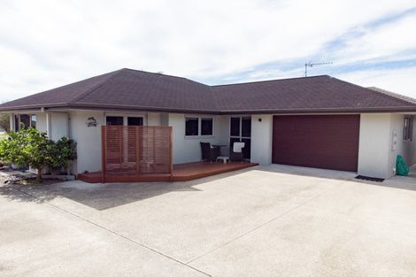 Photo of property in 27 Benner Drive, Ngatea, 3503