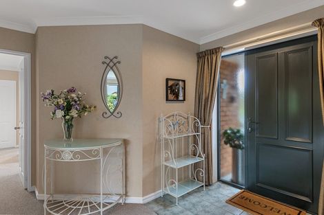 Photo of property in 5 Chesterton Drive, Leamington, Cambridge, 3432