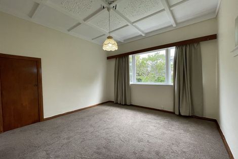 Photo of property in 492 Blockhouse Bay Road, Blockhouse Bay, Auckland, 0600