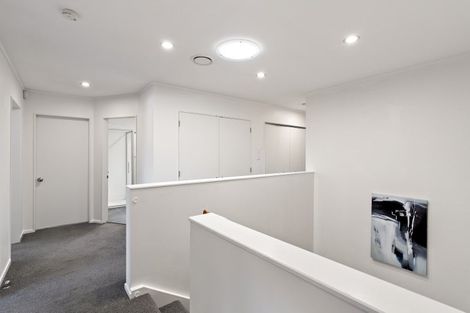 Photo of property in 7 Joseph Banks Drive, Whitby, Porirua, 5024