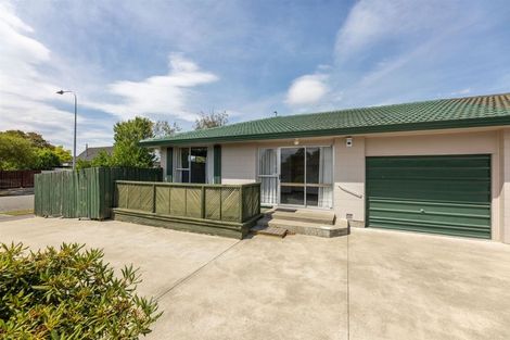 Photo of property in 1/15 Chipping Lane, Redwood, Christchurch, 8051