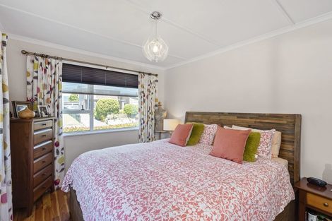 Photo of property in 18 Teoti Street, Paraparaumu Beach, Paraparaumu, 5032