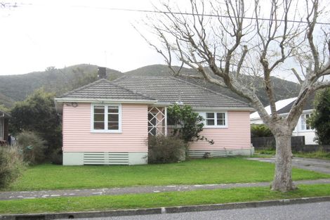 Photo of property in 7 Langford Street, Naenae, Lower Hutt, 5011