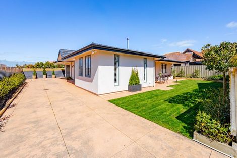 Photo of property in 11b Bedford Terrace, Waipukurau, 4200