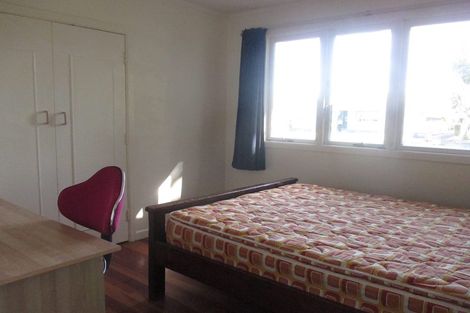 Photo of property in 15 Brocas Avenue, Hillcrest, Hamilton, 3216