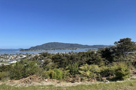 Photo of property in 6 Mason Rise, Tairua, 3508