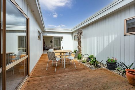 Photo of property in 1/51a View Road, Henderson, Auckland, 0612
