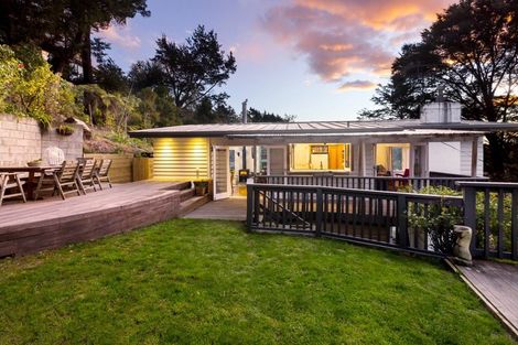 Photo of property in 54 Chatsworth Road, Silverstream, Upper Hutt, 5019