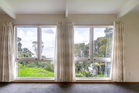 Photo of property in 57 Arapito Road, Titirangi, Auckland, 0604