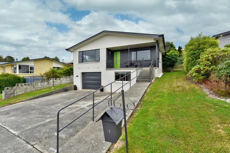 Photo of property in 1 Aotea Crescent, Gore, 9710