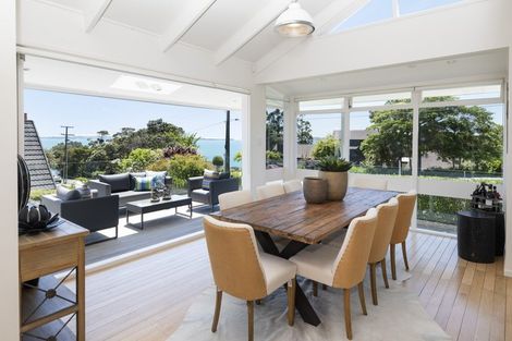 Photo of property in 144 Mellons Bay Road, Mellons Bay, Auckland, 2014