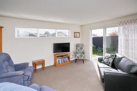 Photo of property in 37 Bradwell Crescent, Halswell, Christchurch, 8025