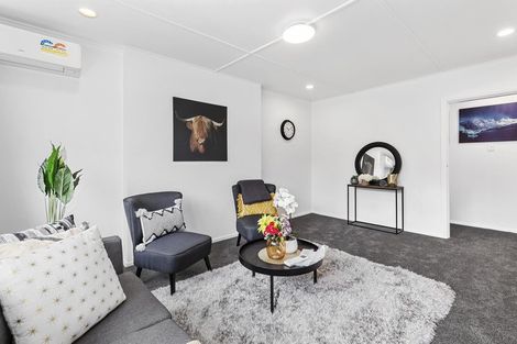 Photo of property in 214 Cambridge Terrace, Naenae, Lower Hutt, 5011