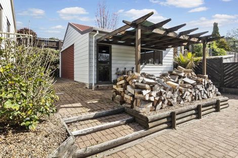 Photo of property in 25 Madill Road, St Andrews, Hamilton, 3200