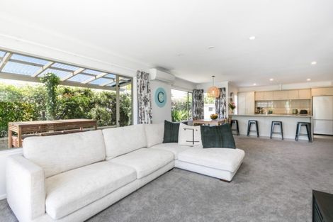 Photo of property in 4 West Place, Greenmeadows, Napier, 4112