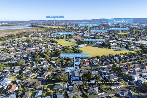 Photo of property in 35d Hereford Street, Te Atatu Peninsula, Auckland, 0610