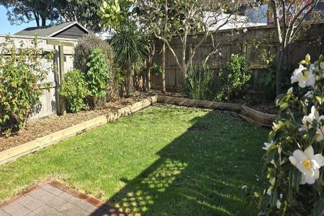 Photo of property in 13 Riddlers Crescent, Petone, Lower Hutt, 5012