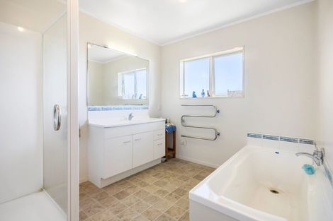 Photo of property in 427 State Highway 1, Otaika, Whangarei, 0178