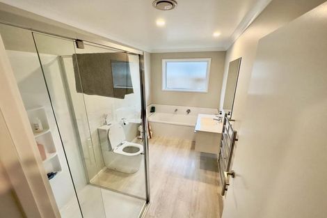 Photo of property in 124 Union Drive, Papamoa, 3118