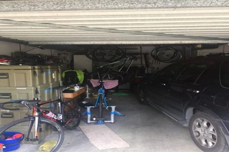 Photo of property in 92b Coronation Road, Hillcrest, Auckland, 0627