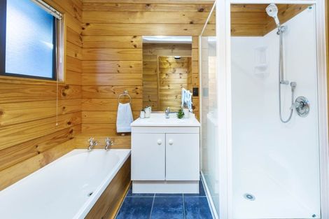 Photo of property in 3 Sunnyview Drive, Brown Owl, Upper Hutt, 5018