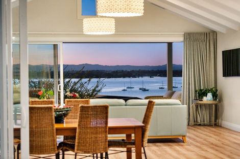 Photo of property in 37 Coppelia Avenue, Omokoroa, 3114