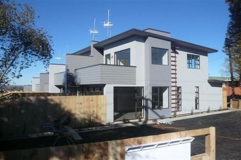 Photo of property in 110b Hillcrest Road, Hillcrest, Hamilton, 3216