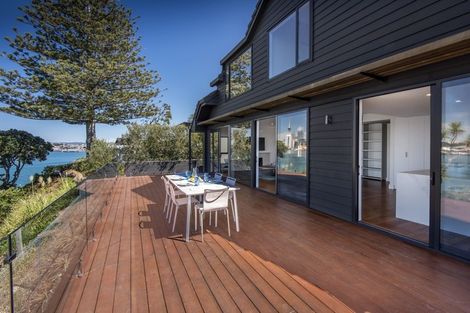 Photo of property in 79a Stanley Point Road, Stanley Point, Auckland, 0624