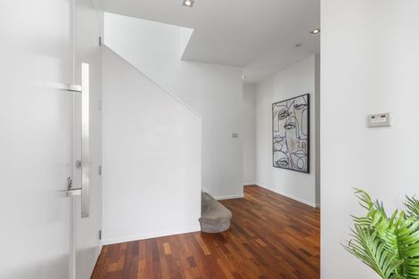 Photo of property in 80 Bleakhouse Road, Howick, Auckland, 2014