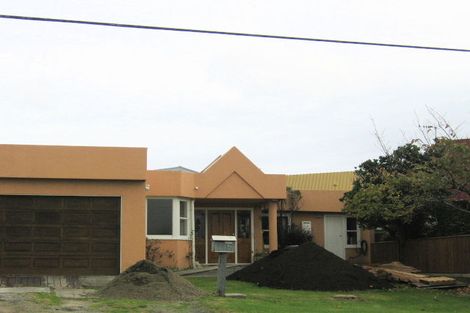 Photo of property in 94 Seaview Road, Paraparaumu Beach, Paraparaumu, 5032