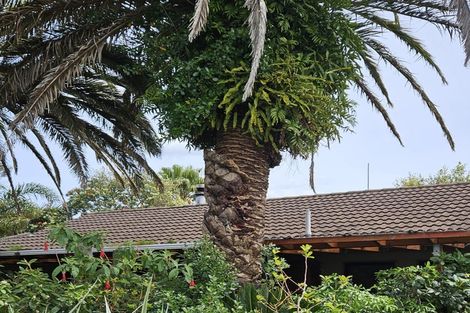 Photo of property in 2 Reseda Place, Papatoetoe, Auckland, 2025