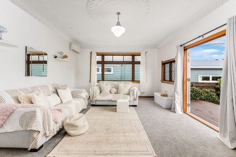 Photo of property in 10 Chelsea Street, Miramar, Wellington, 6022