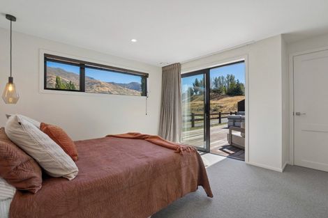 Photo of property in 3 Kamana Rise, Wanaka, 9382