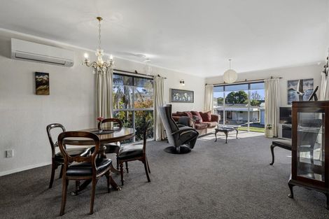 Photo of property in 2 Shelley Street, Otumoetai, Tauranga, 3110