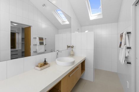 Photo of property in 14 Hardwicke Street, Sumner, Christchurch, 8081