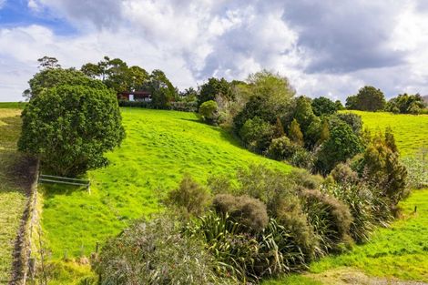Photo of property in 25 Devich Road, Mangawhai, Wellsford, 0975