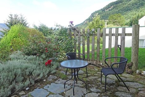 Photo of property in 16a Dart Place, Fernhill, Queenstown, 9300