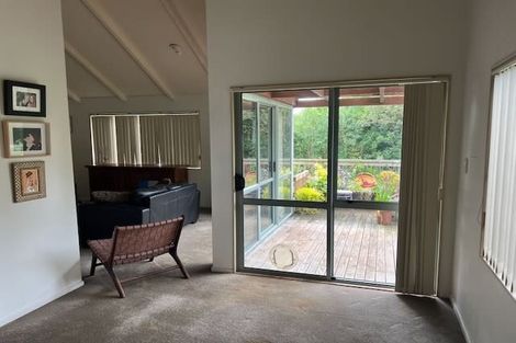 Photo of property in 90a Atkinson Road, Titirangi, Auckland, 0604